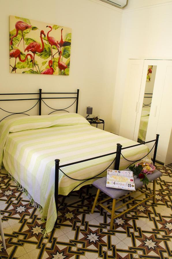 Bed and Breakfast Ingrosso House Lecce Esterno foto